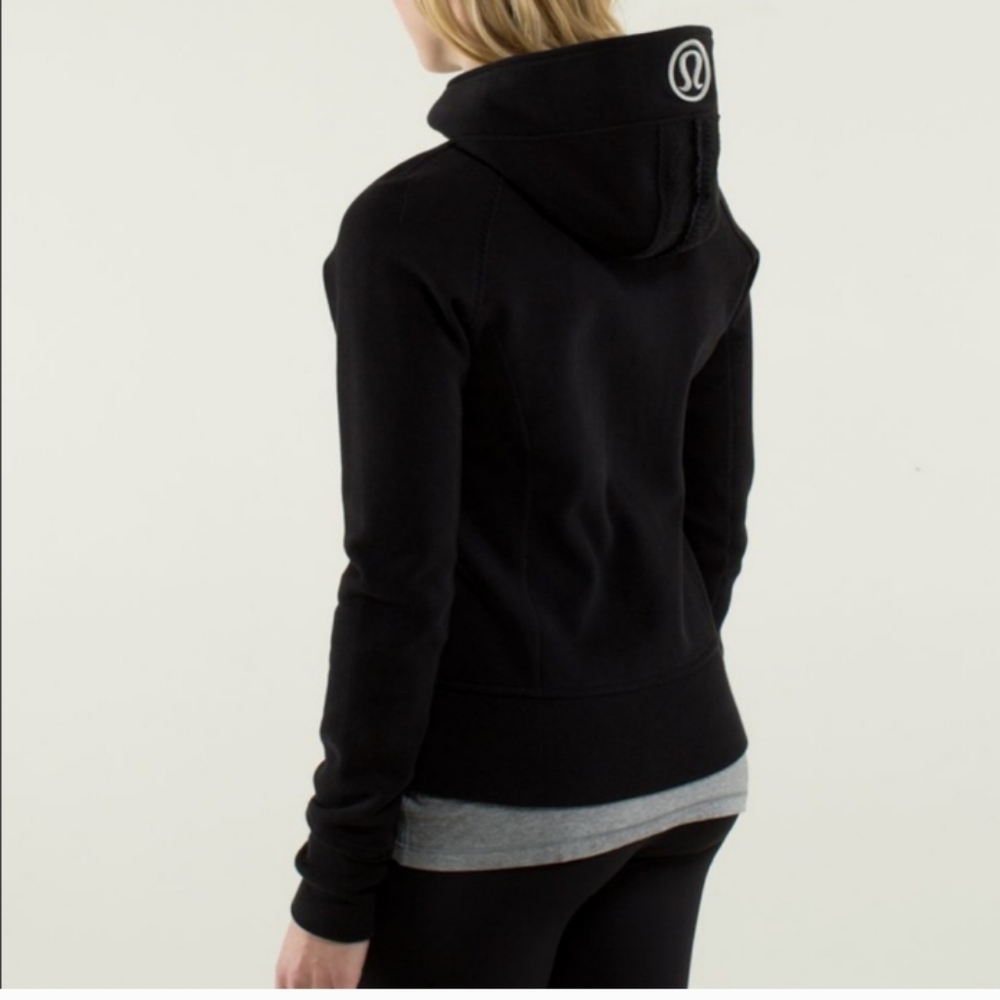 Lululemon Black Lace "Hiver 2013" Size 8 - Picture 4 of 12